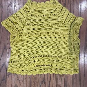 Crochet cropped Boxy Top in Yellow - size small